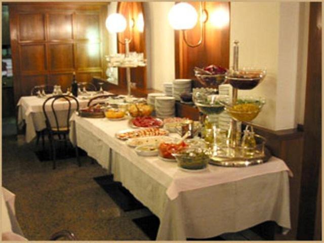 Hotel Touring Madonna Esterno foto