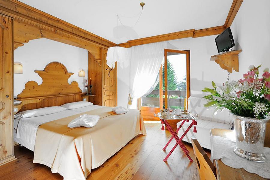 Hotel Touring Madonna Esterno foto